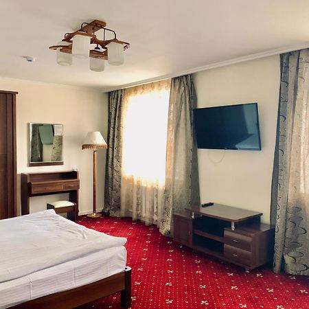 Dostyq Kokshetau Hotel Екстериор снимка