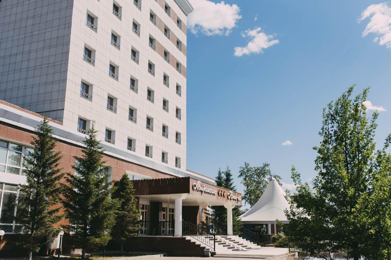 Dostyq Kokshetau Hotel Екстериор снимка