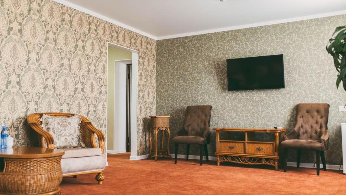 Dostyq Kokshetau Hotel Екстериор снимка