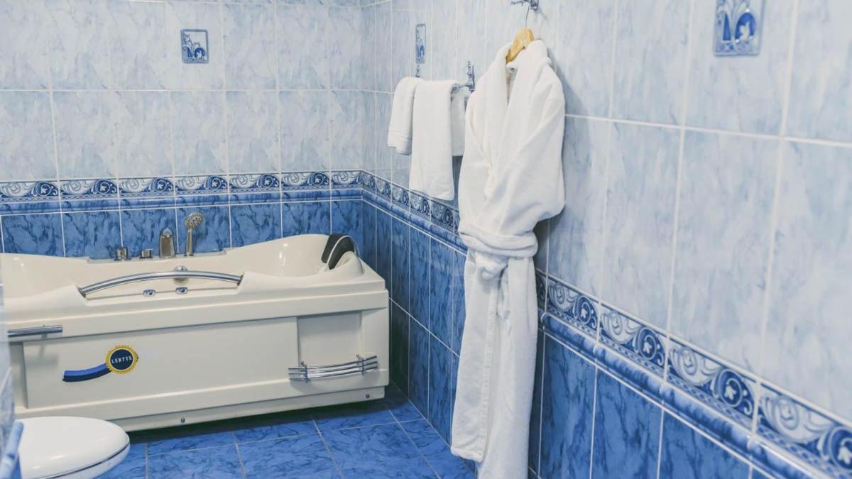 Dostyq Kokshetau Hotel Екстериор снимка