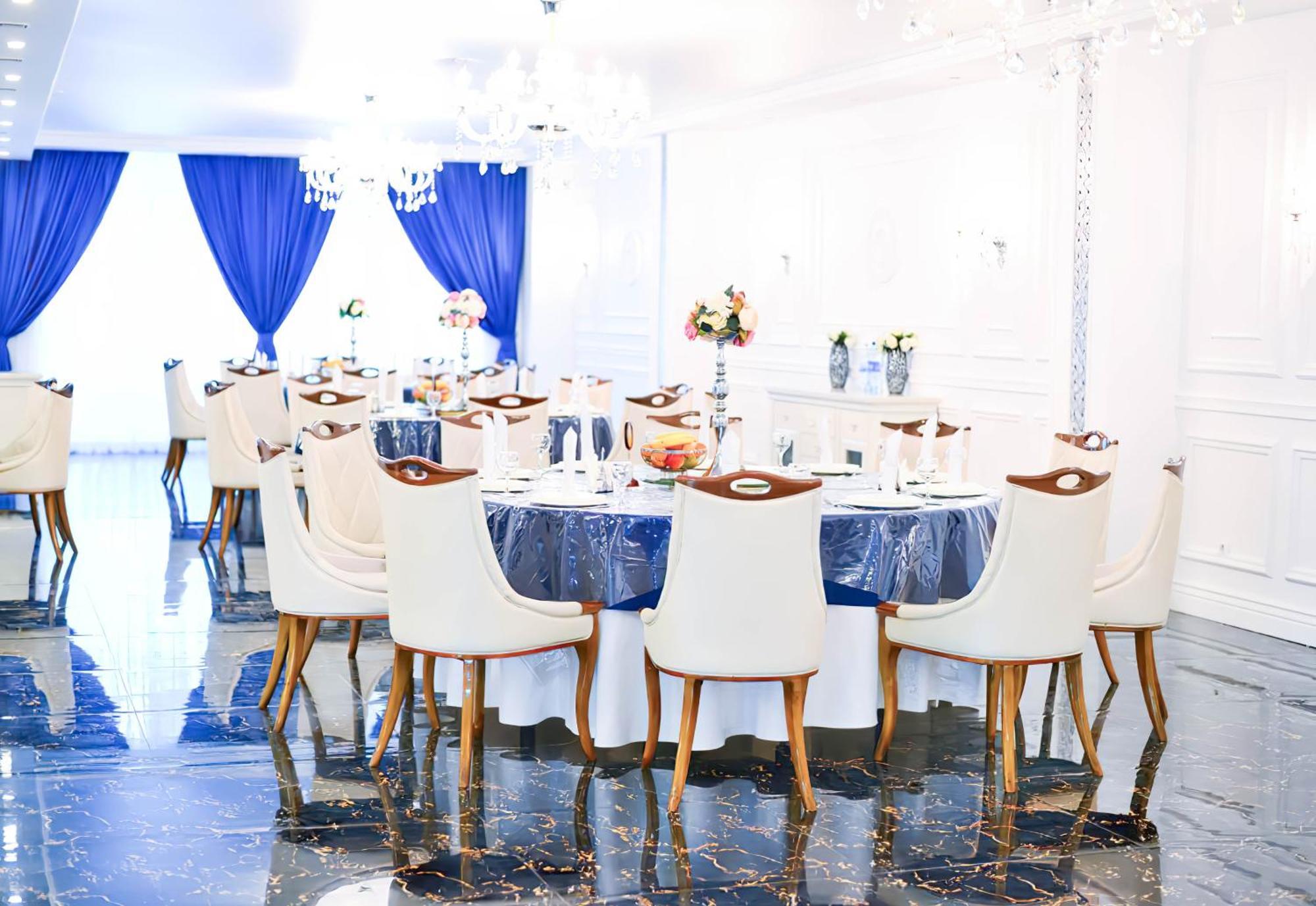 Dostyq Kokshetau Hotel Екстериор снимка