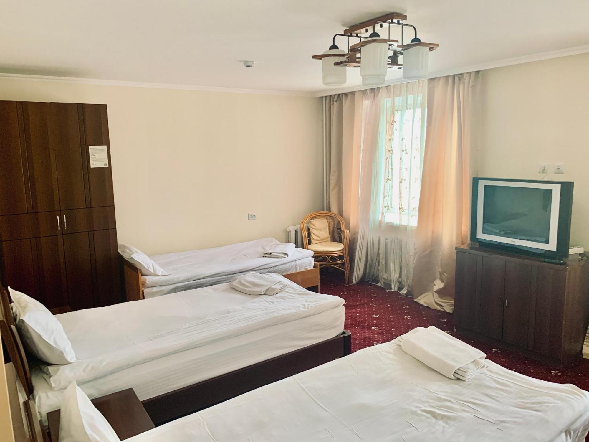 Dostyq Kokshetau Hotel Екстериор снимка